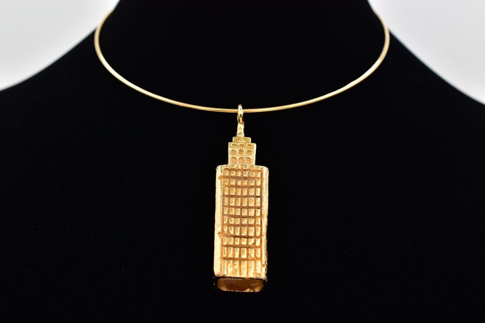 Vintage High Rise Building Pendant Choker Necklace Wire Collar Gold Heavy BinA5